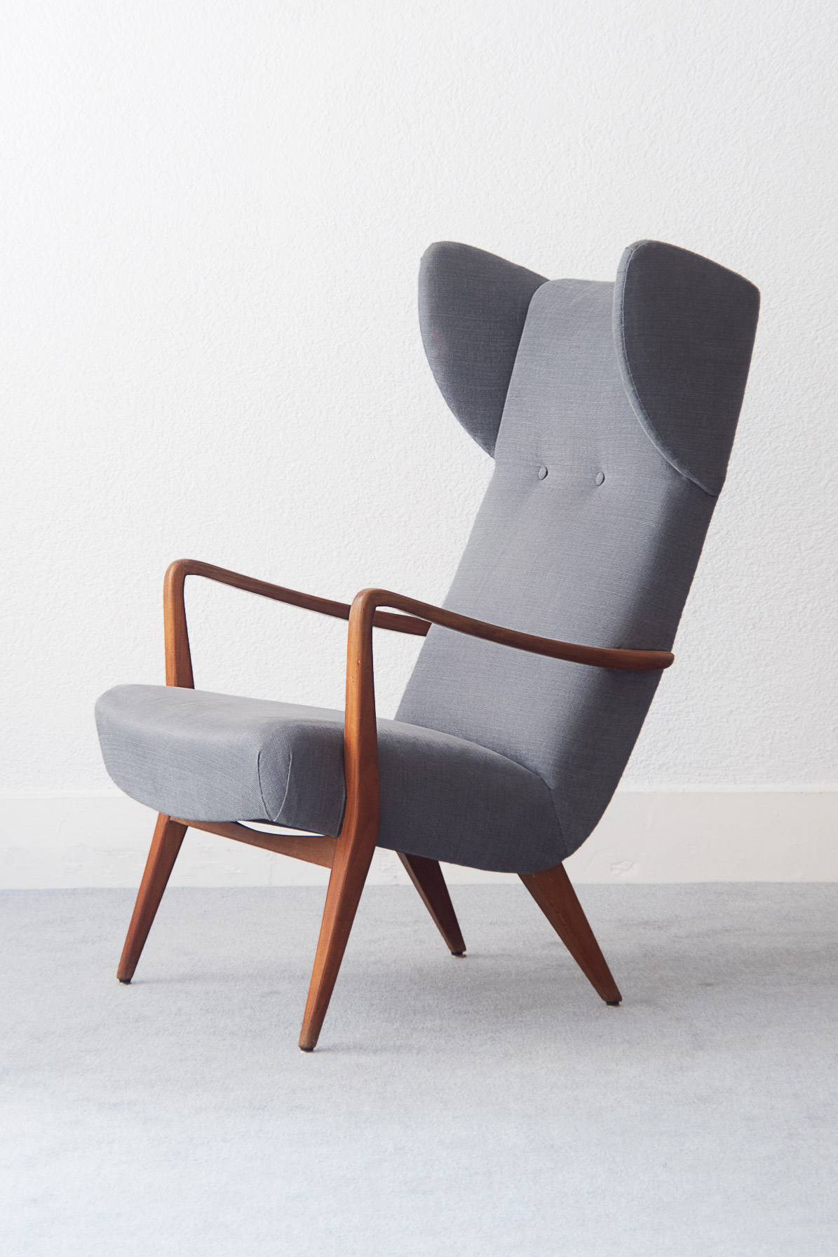Fauteuil à oreilles
