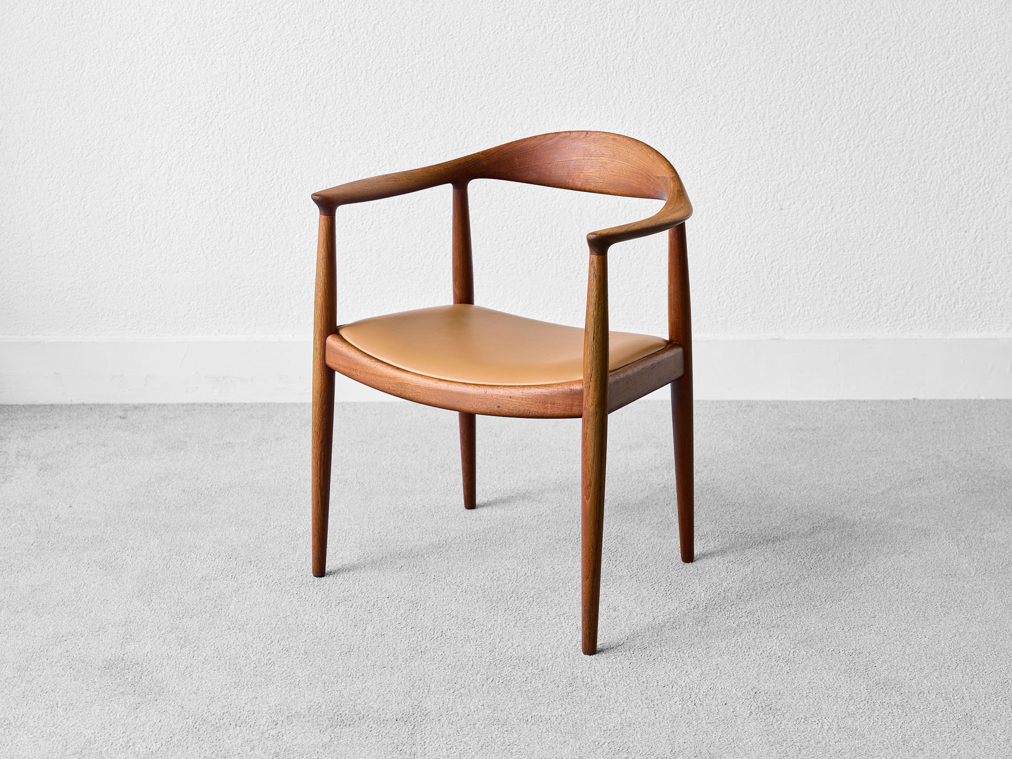 Hans Wegner, THE CHAIR